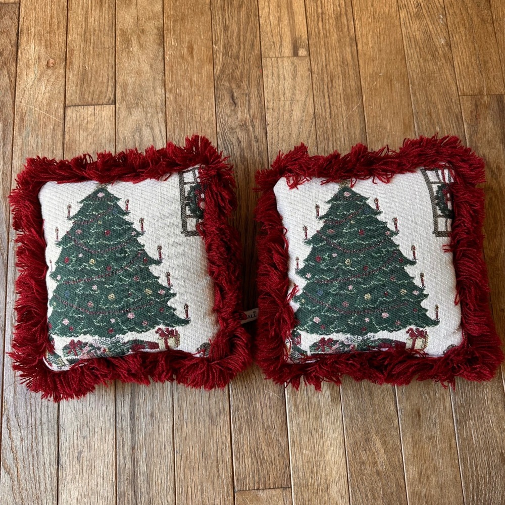 Vintage Riverdale Christmas Tree‎ Pillows 8in Tapestry Fringe Red Green Holiday